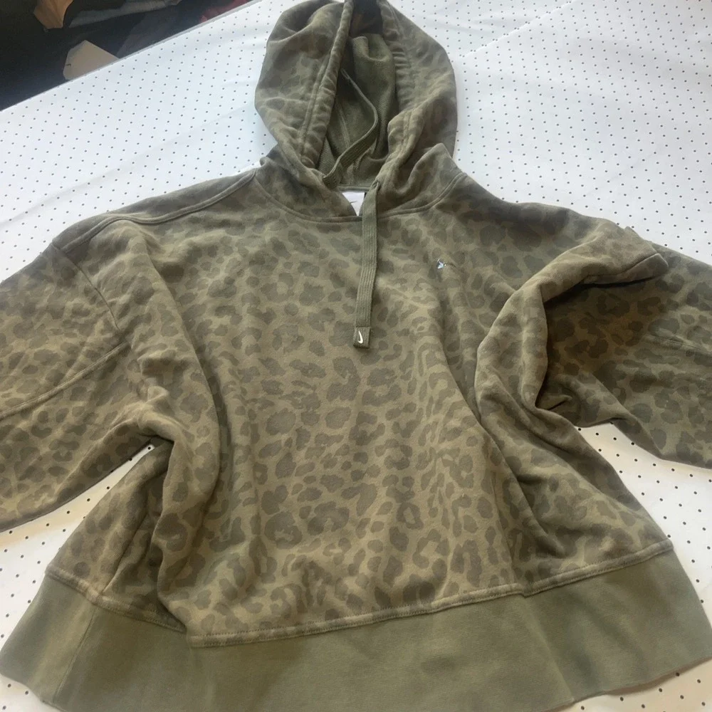 Nike colorway athleisure over